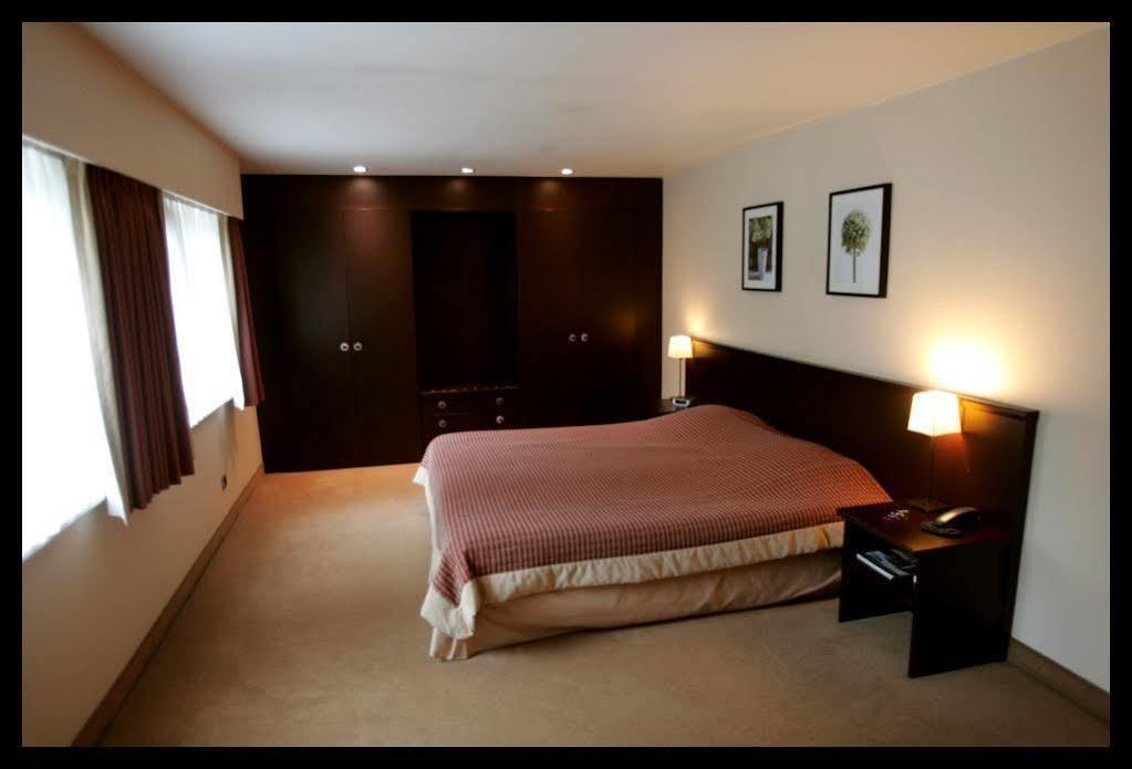 Den En Heuvel Hotel Kasterlee Kültér fotó